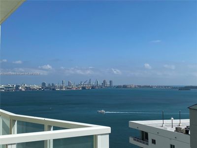 1903 - 218 Se 14th St, Condo with 2 bedrooms, 2 bathrooms and null parking in Miami FL | Image 1