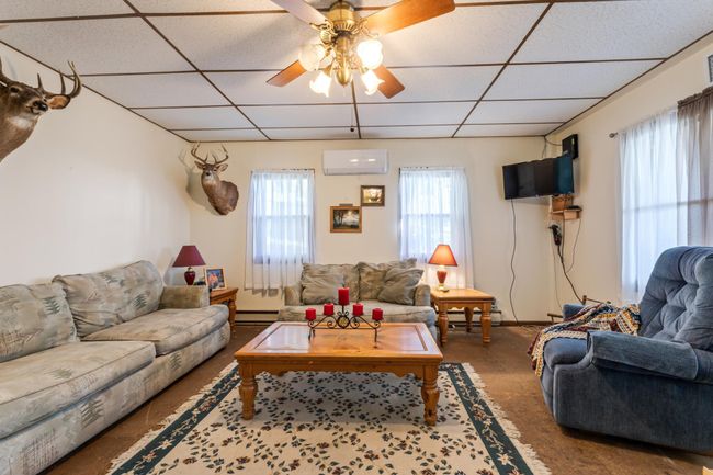 Lower Level Living Room | Image 20