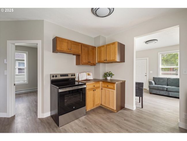 Kitchen | Image 8
