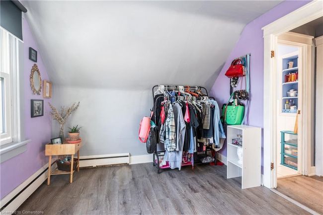 93 E 23 Rd St, House other with 3 bedrooms, 1 bathrooms and 2 parking in Hamilton ON | Image 20
