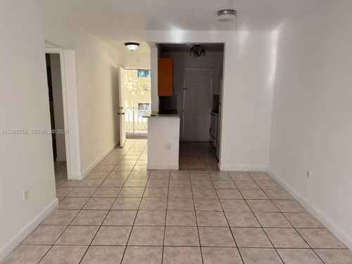 78-2441 Nw 13th St, Miami, FL, 33125-2572 | Card Image