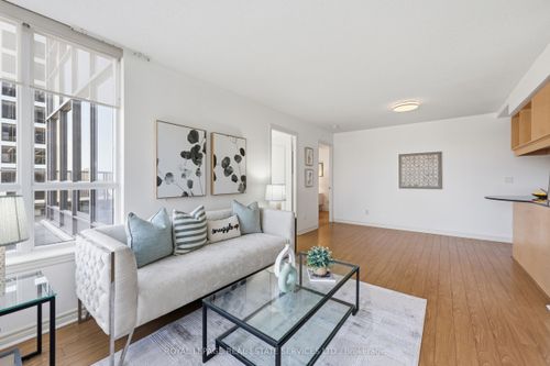 4090-4090 Living Arts Drive, Mississauga, ON, L5B4M8 | Card Image