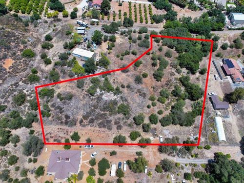15705 Cottage Garden Rd, Valley Center, CA, 92082 | Card Image