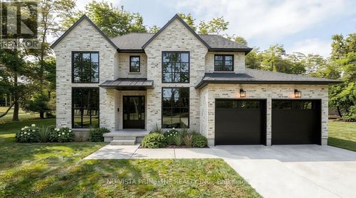 2022 Buroak Dr, London, ON, N6G0L1 | Card Image