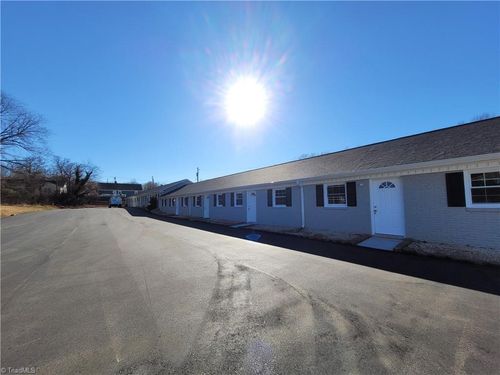 apt-1-800 Dodson Mill Rd, Pilot Mountain, NC, 27041-9324 | Card Image