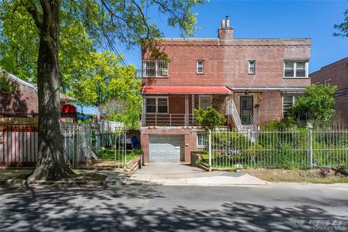 1711 Mansion St, Bronx, NY, 10460-3244 | Card Image