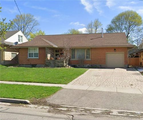 248 Dumfries Ave, Kitchener, ON, N2H2E8 | Card Image