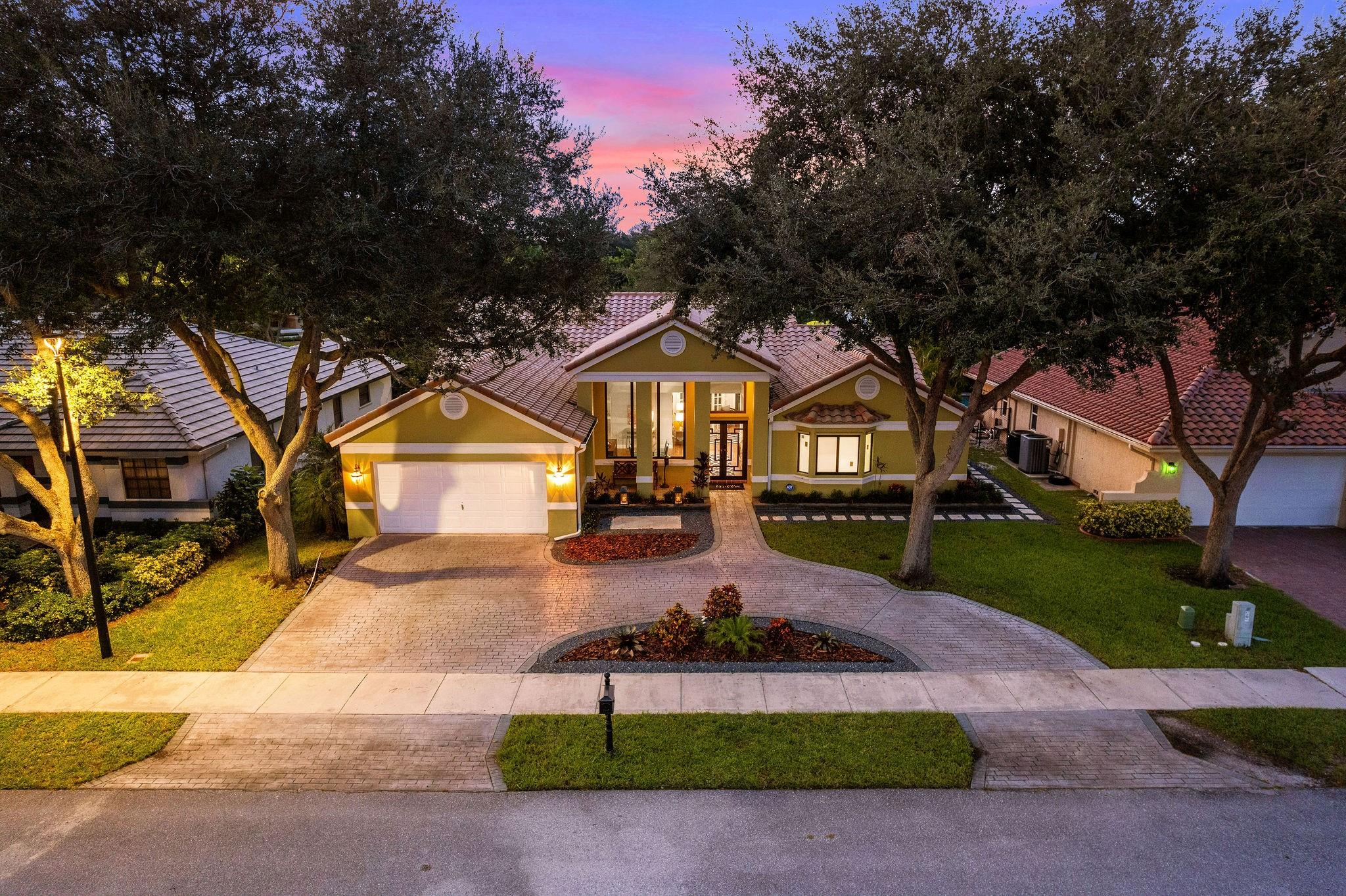 Ridgecrest Ct, Davie, FL 33328