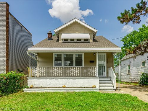 12407 Farringdon Avenue, Cleveland, OH, 44105 | Card Image