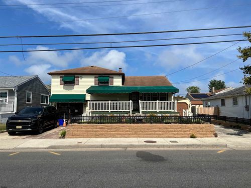 1121 N Michigan Ave, Atlantic City, NJ, 08401-1815 | Card Image