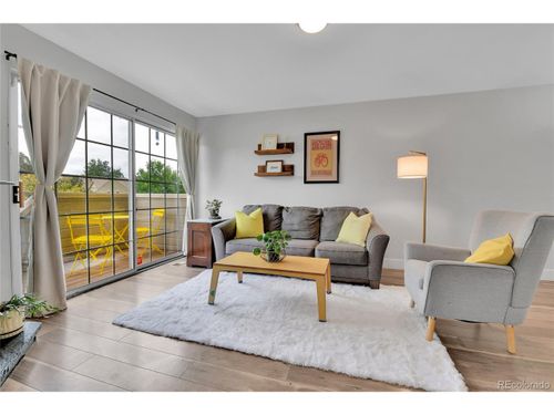 4-6-1818 S Quebec Way, Denver, CO, 80231-5613 | Card Image