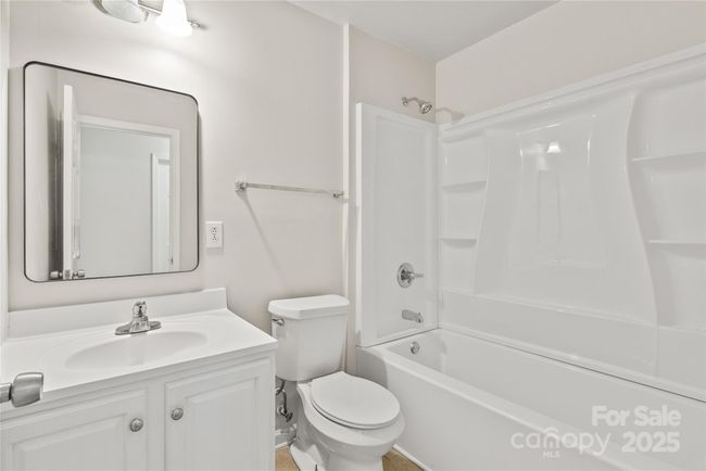 425 Austin Dr, House other with 3 bedrooms, 2 bathrooms and null parking in Charlotte NC | Image 20
