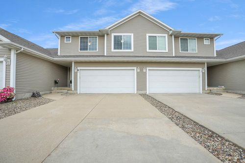 apt-2-4825 Algonquin Dr, Cedar Falls, IA, 50613-8009 | Card Image
