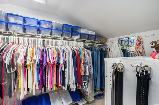 Walk in closet with vaulted ceiling | Image 27