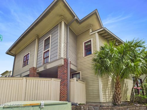 h1-1127 Camellia Blvd, Lafayette, LA, 70508-6666 | Card Image