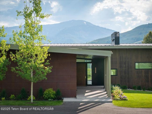 13175 River Bend Rd, House other with 3 bedrooms, 4 bathrooms and null parking in Jackson WY | Image 9