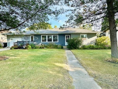 1206 5th Ave N, Wheaton, MN, 56296-1023 | Card Image
