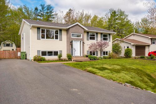 39 Boyd Avenue, Enfield, NS, B2T1J8 | Card Image