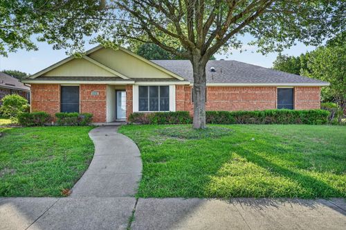 828 Haverford Ln, Desoto, TX, 75115-6320 | Card Image