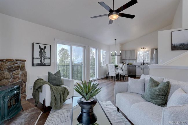 Main Level Living | Image 13