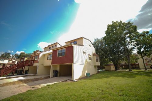 420 Indian Village Trl, Tallahassee, FL, 32304-4274 | Card Image