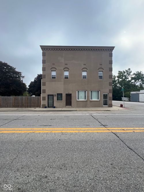 105 N Main St, Linden, IN, 47955-9799 | Card Image