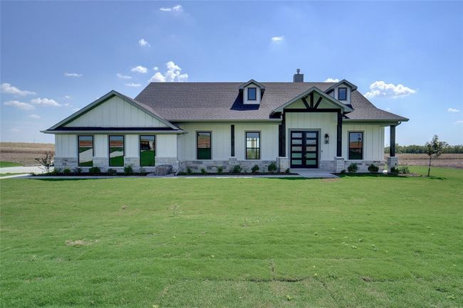 189 Pr 11934, House other with 4 bedrooms, 2 bathrooms and null parking in Blum TX | Image 4