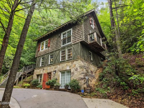 345 Gatlin Drive, Gatlinburg, TN, 37738 | Card Image
