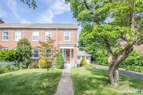 198 Grasmere Ave, Fairfield, CT, 06824-6138 | Card Image