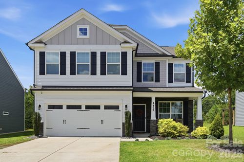 4492 Falls Lake Dr Sw, Concord, NC, 28025-0052 | Card Image