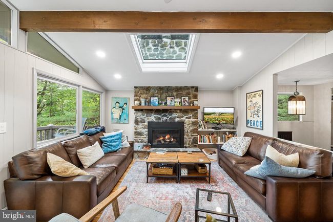 104 Jimmy Pond Ct, House other with 4 bedrooms, 2 bathrooms and null parking in Pocono Pines PA | Image 6