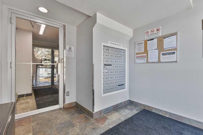 105 - 11 Somervale View Sw, Condo with 2 bedrooms, 1 bathrooms and 1 parking in Calgary AB | Image 6