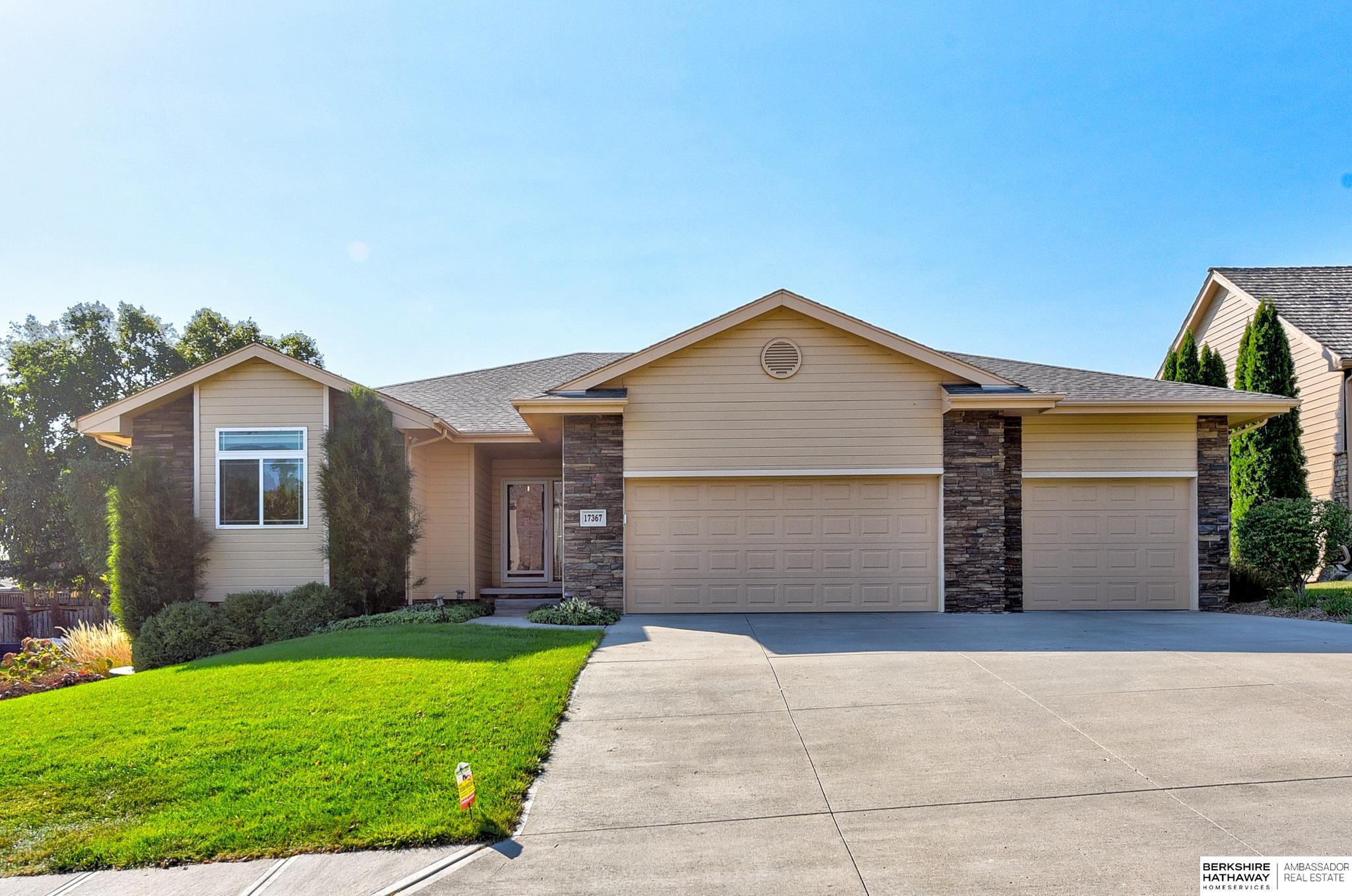 Y St, Omaha, NE 68135