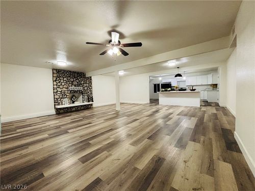 6340 S Evergreen Avenue, Las Vegas, NV, 89107 | Card Image