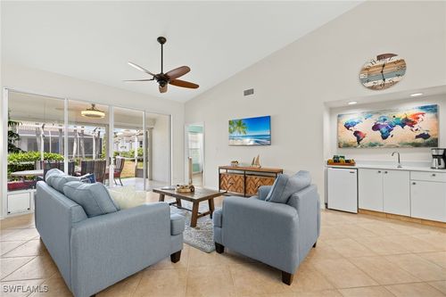 i3-843 Marblehead Dr, NAPLES, FL, 34104-8716 | Card Image
