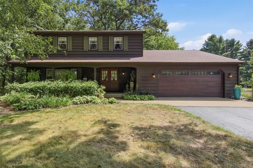 S7475 Homestead Rd, EAU CLAIRE, WI, 54701-8534 | Card Image