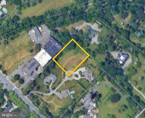 519 Chateau Ln, GREENVILLE, DE, 19807-3003 | Card Image