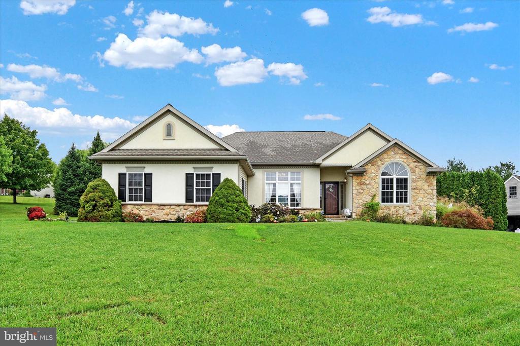 Millbridge Dr, Lebanon, PA 17042