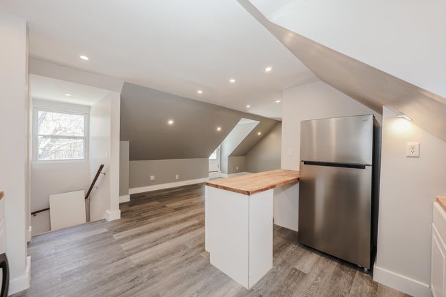 227 Pleasant St, Condo with 2 bedrooms, 2 bathrooms and null parking in Concord NH | Image 7