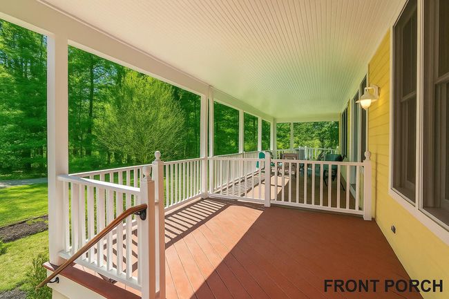 10571 Pinecone Trl, Condo with 3 bedrooms, 3 bathrooms and null parking in South Haven MI | Image 4