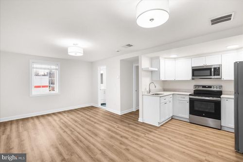 apt-3-380 Broadview Ave, WARRENTON, VA, 20186 | Card Image