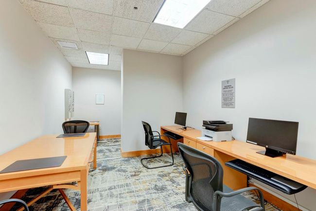 APT-401 - 99 Se Mizner Blvd, Condo with 2 bedrooms, 2 bathrooms and null parking in Boca Raton FL | Image 17