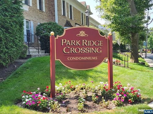 27 S Maple Ave, Park Ridge, NJ, 07656-2153 | Card Image