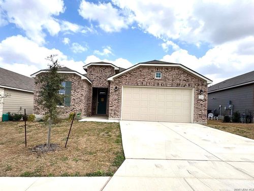 7164 Walkers Loop, San Antonio, TX, 78233-3029 | Card Image