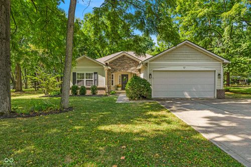 5000 Willow Rd, Zionsville, IN, 46077-9445 | Card Image