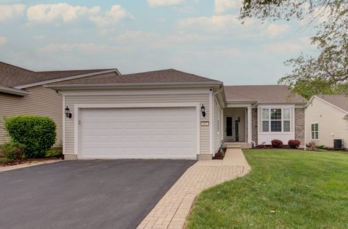 612 Freedom Way, Shorewood, IL, 60404-7005 | Card Image