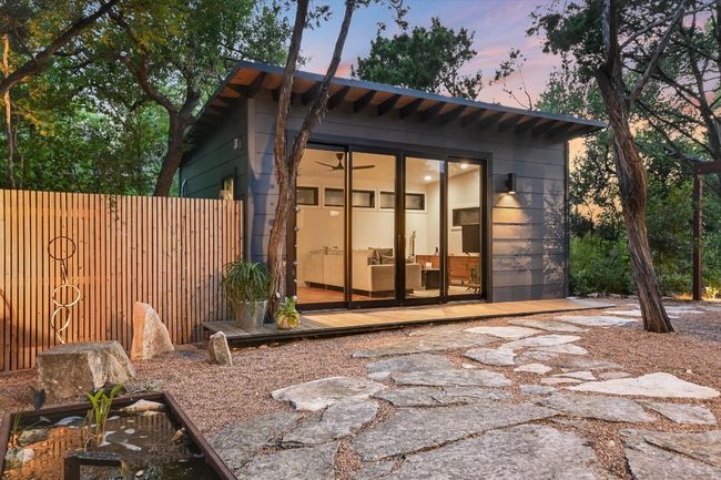 Detached 280 sf office/studio | Image 27
