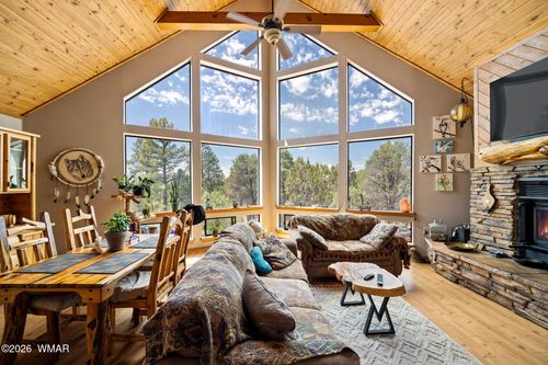2228 Eagle Ln, Overgaard, AZ, 85933-5135 | Card Image