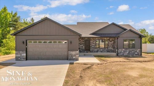 183 Nevada Ave, Marysville, MI, 48040-1216 | Card Image