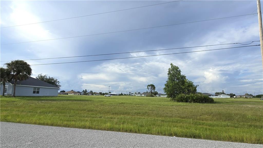 Land in CAPE CORAL 5